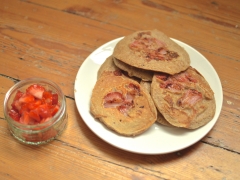 Wholemeal strawberry pancakes