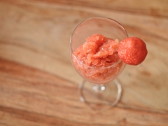 Strawberry & PIMM'S Granita