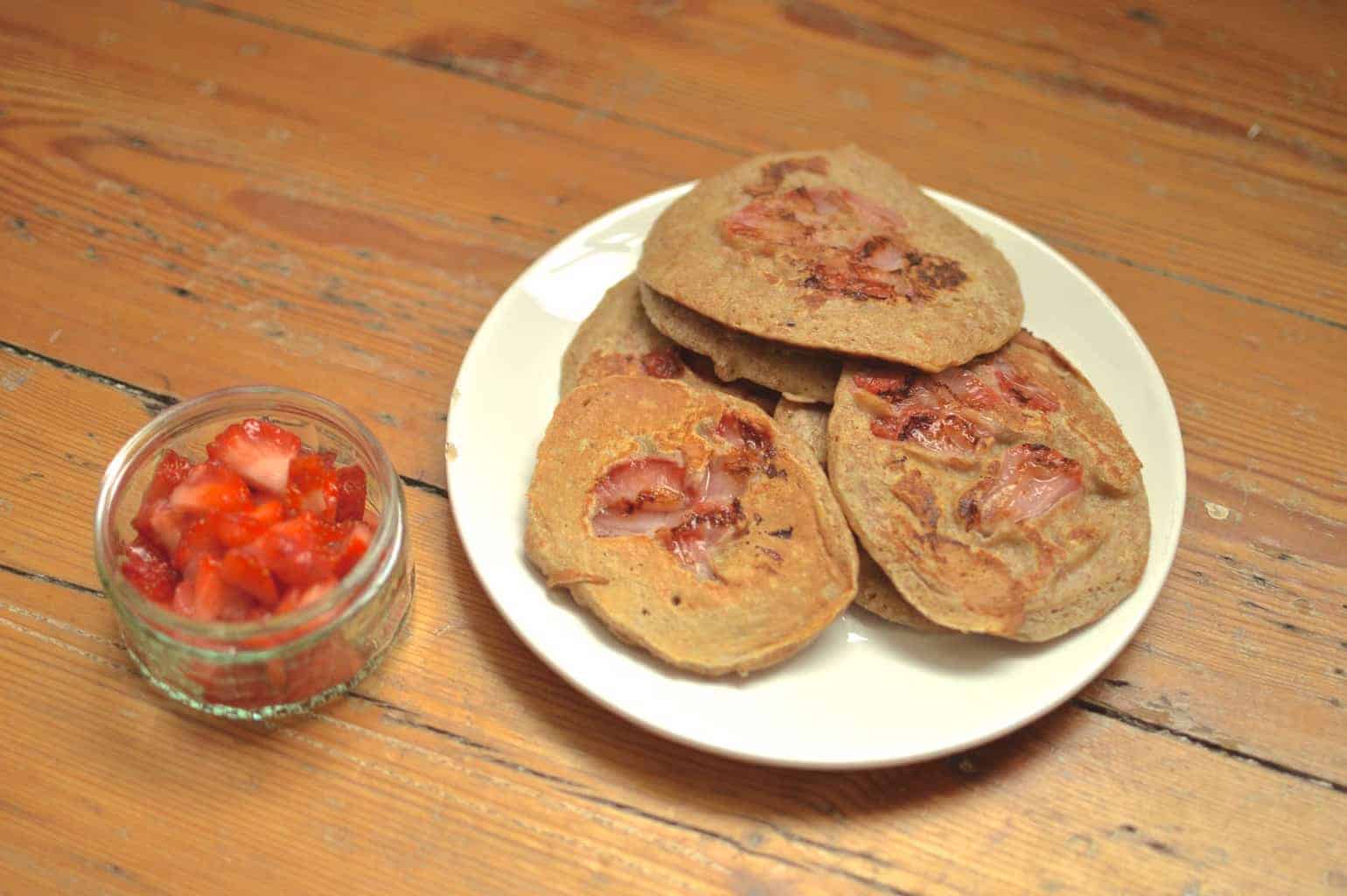 Wholemeal Strawberry Pancakes