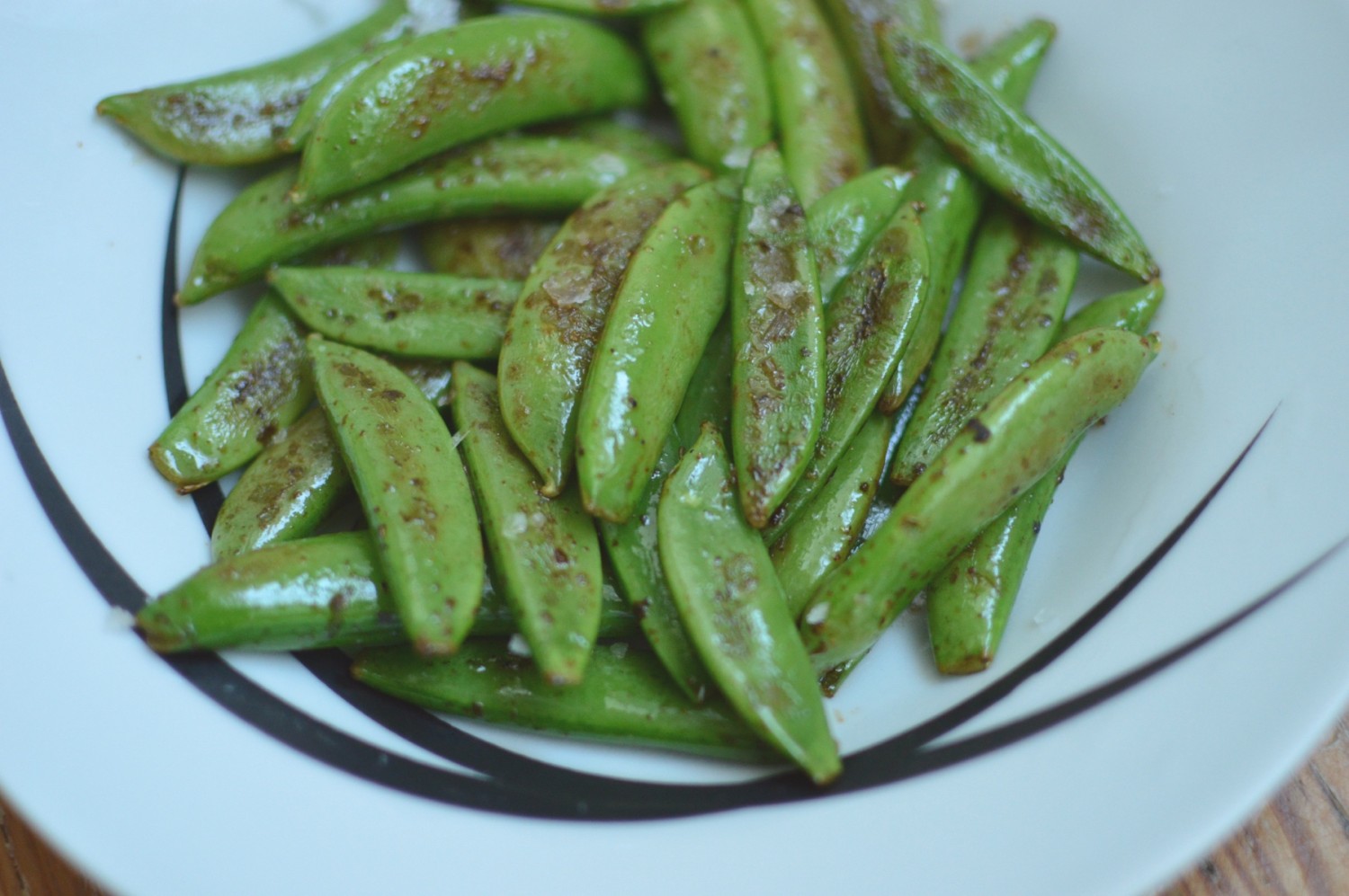 Sugarsnap Peas with Cayenne Pepper & Lemon