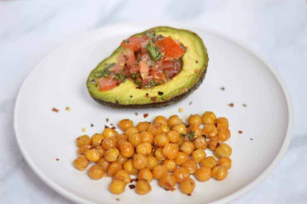 baked avocado with chilli chickpeas