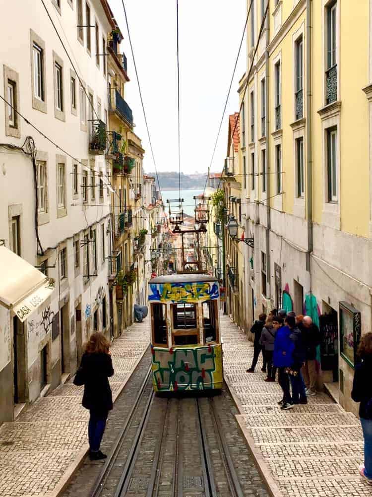 Bica funicular - A relaxed 72 hours in Lisbon